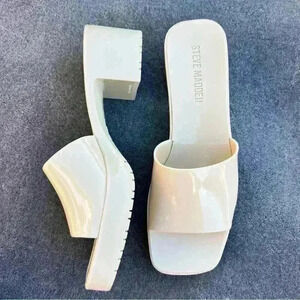 Cute STEVE MADDEN Harlin Bone Cute Chunky Heeled Harlin Sandals - Size 9